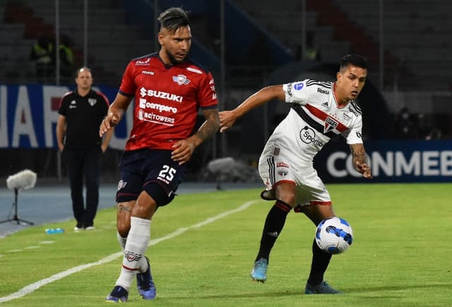 Andres Chavez e Igor Vinicius - Jorge Wilstermann x São Paulo