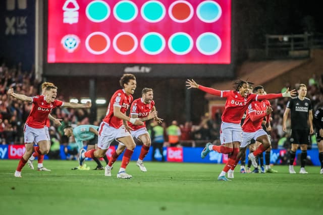 Nottingham Forest x Sheffield United