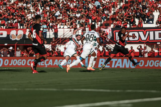 Atlético-GO x Coritiba