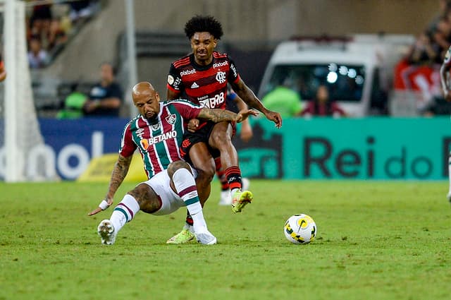 Fluminense x Flamengo - Felipe Melo e Vitinho