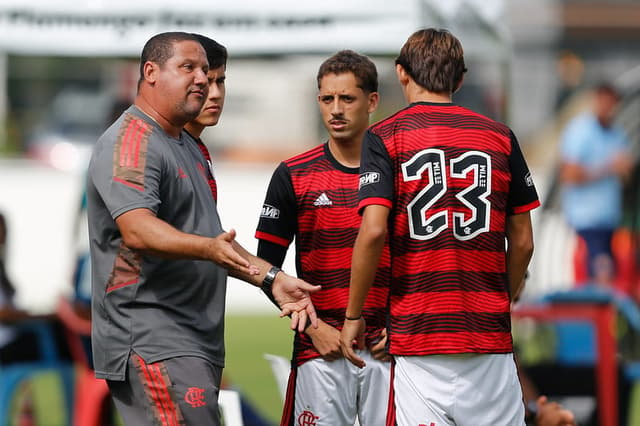 Mario Jorge - Técnico Sub-20 do Flamengo