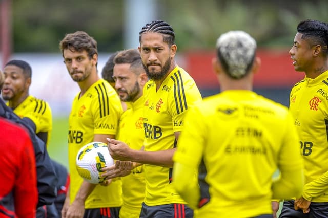 Rodrigo Caio, Everton Ribeiro e Pablo - Treino no Ninho