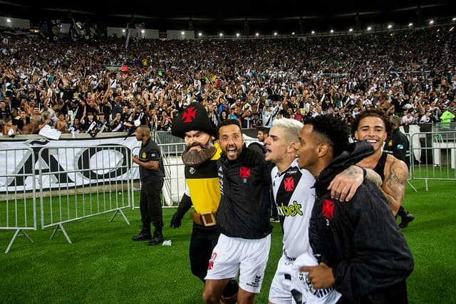 Vasco x Cruzeiro - Nene, Pec, Riquelme e torcida do Vasco