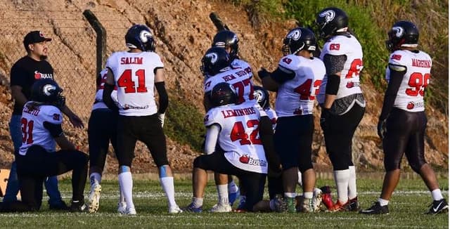 Canoas Bulls venceu o clássico gaúcho