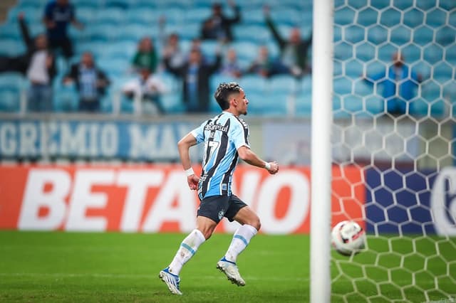 Grêmio x Londrina - Biel