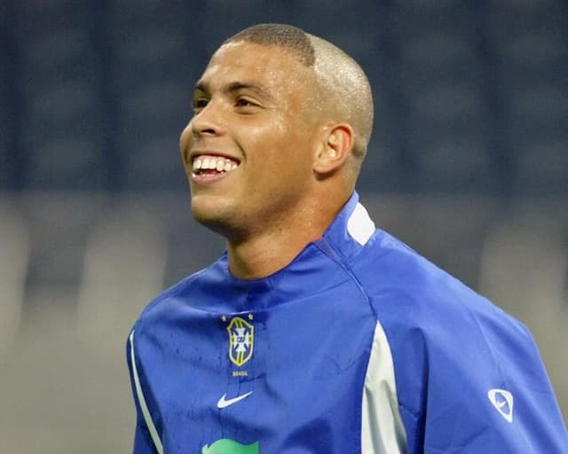 Ronaldo Fenômeno com o corte Cascão