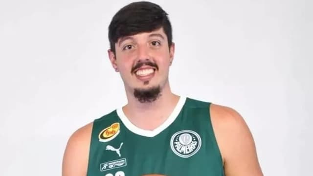 Jogador de basquete - Palmeiras