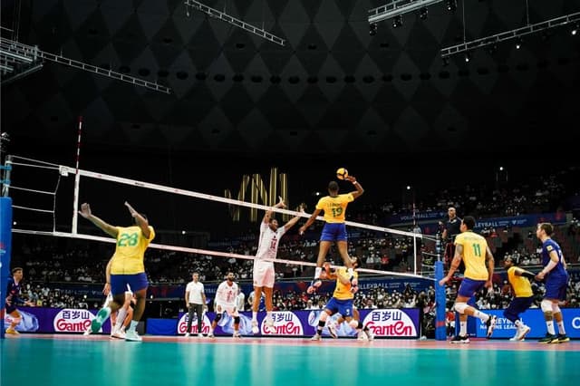 Brasil x França - Liga das Nações de vôlei