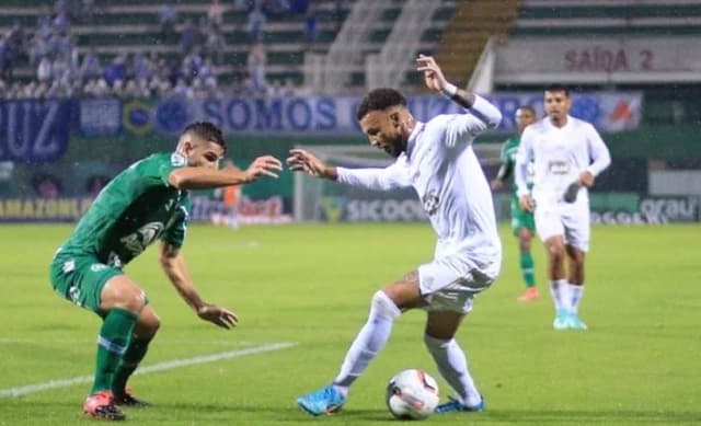 No primeiro turno, Cruzeiro bateu a Chapecoense por 2 a 0