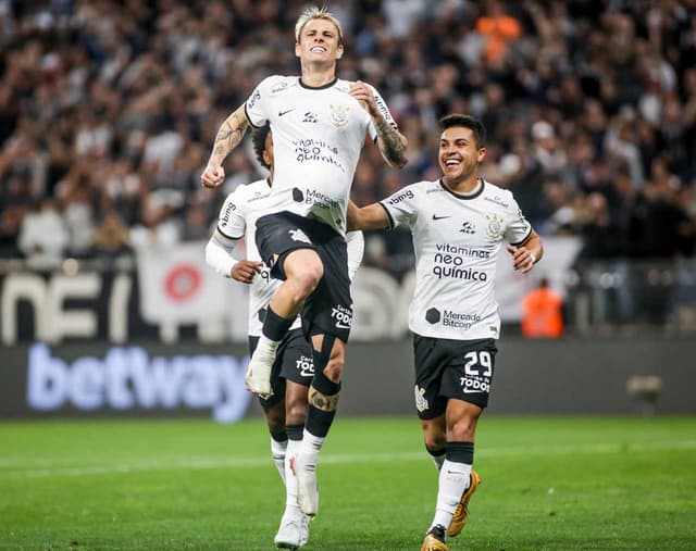 Róger Guedes - Corinthians 3 x 1 Coritiba - Brasileirão 2022