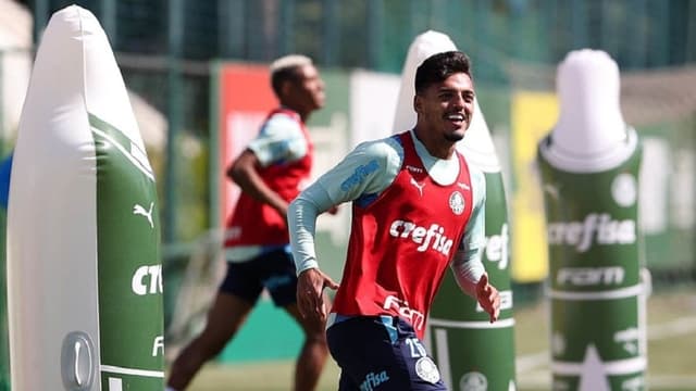 Gabriel Menino - Treino Palmeiras