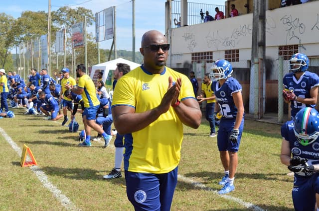 Marcus Hedford já teve passagens pelo Galo FA e Cruzeiro FA