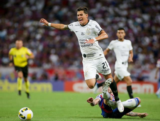 Fortaleza 1 x 0 Corinthians - Brasileirão 2022 - Mateus Vital