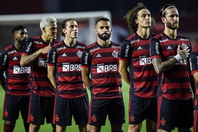 Léo Pereira David Luiz Thiago Maia Filipe Luís Pedro Rodinei