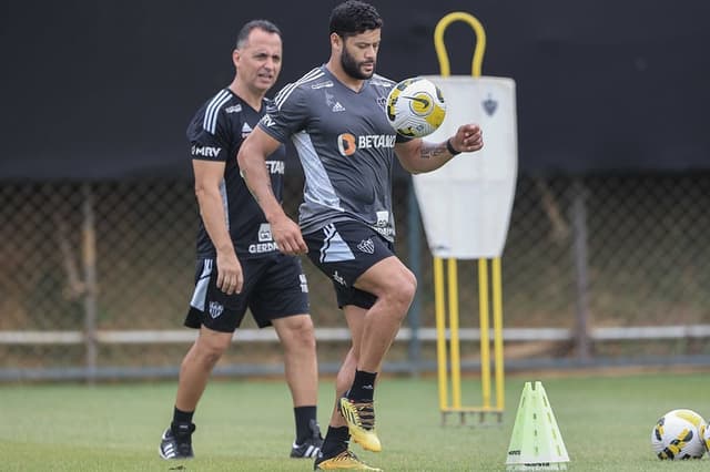 Hulk em treino na Cidade do Galo nesta sexta-feira