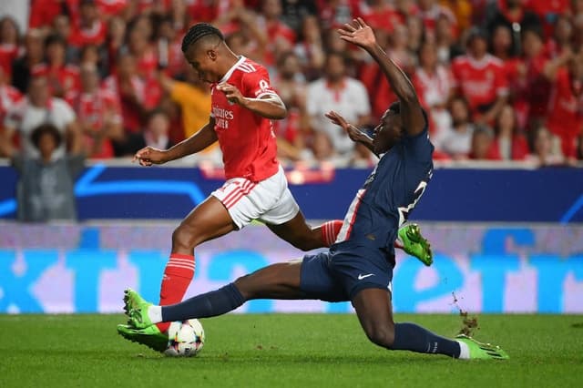 Benfica x PSG - David Neres