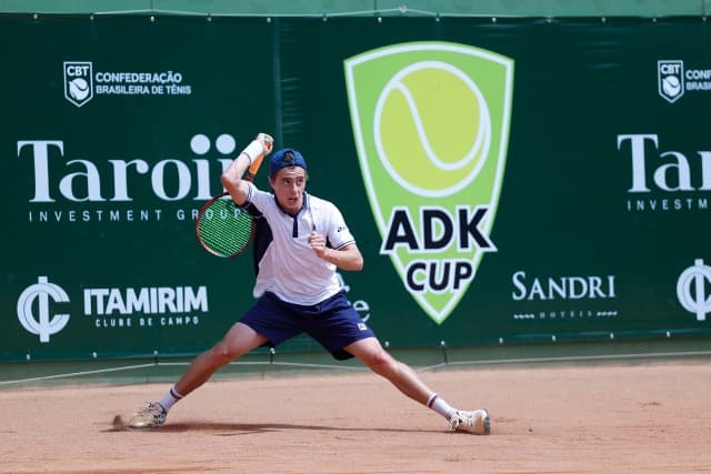 Victor Tosetto na semifinal em Itajaí