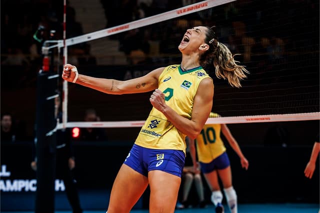 Carol Gattaz no Mundial de vôlei