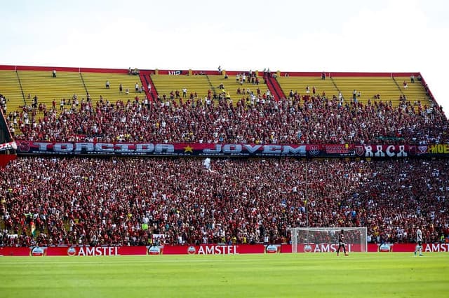 Torcida do Flamengo x Athletico Monumental Libertadores