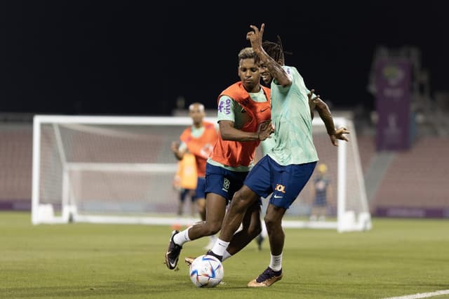 Treino da Seleção Brasileira em Doha - 25/11 - Fred e Rodrygo