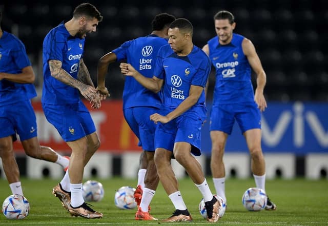 Theo Hernandez França Copa Mbappé