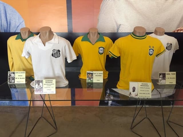 Exposição Camisas Pelé