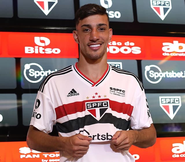 Pedrinho - apresentação São Paulo