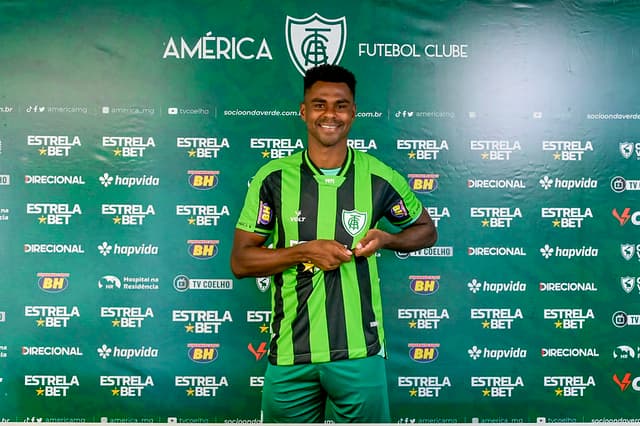 Wanderson chegou para reforçar a defesa americana em 2023