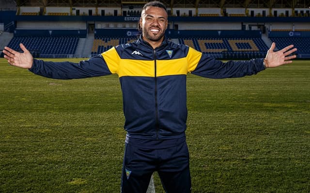 Cassiano anunciado no Estoril