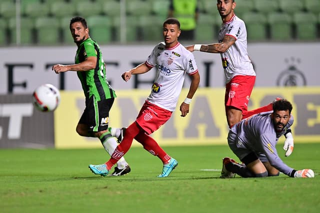 América-MG x Villa Nova - crônica