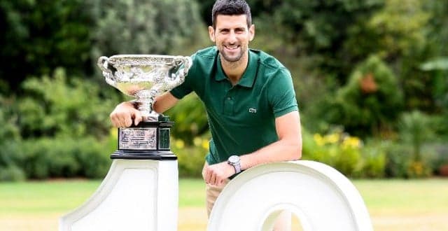 Novak Djokovic faz sessão de fotos na Casa do Governador em Melbourne