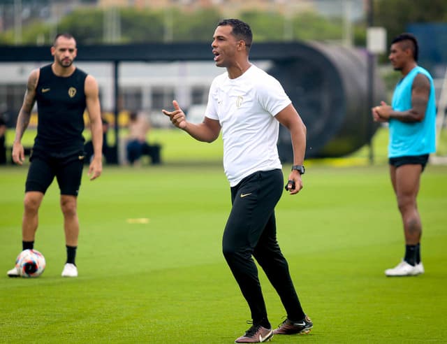 Fernando Lázaro - Treino Corinthians