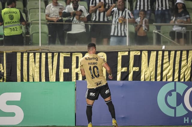 Paulinho Atlético-MG - clássico