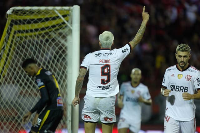 Pedro - Flamengo Volta Redonda