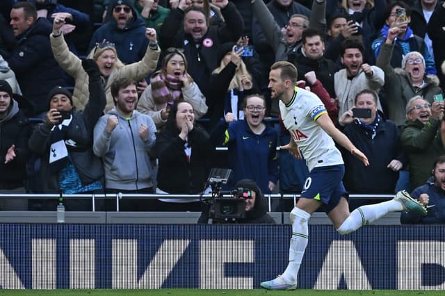 Tottenham x Chelsea - Kane