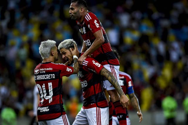 Flamengo Vasco Arrascaeta Pedro Thiago Maia