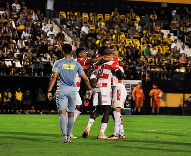 Noroeste enfrenta o Velo Clube nesta sexta-feira