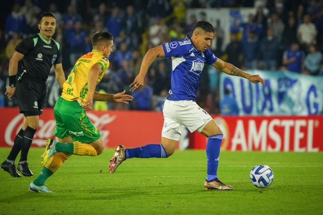 Millonarios vence Defensa y Justicia