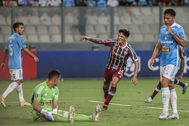 Sporting Cristal x Fluminense - Cano