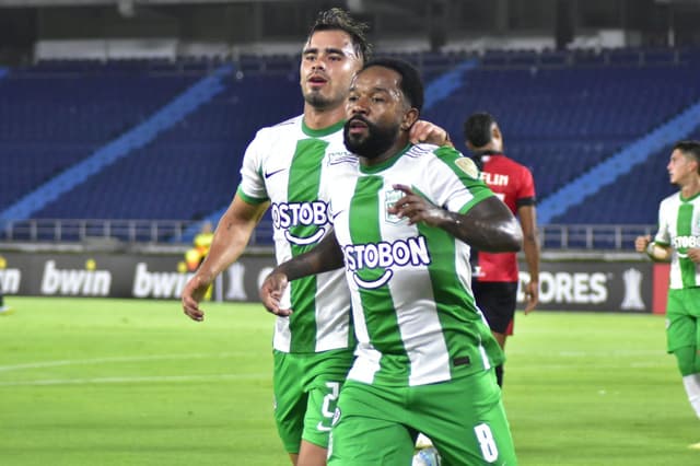 Com hat-trick de Pabón, Atlético Nacional vence Melgar pela Libertadores