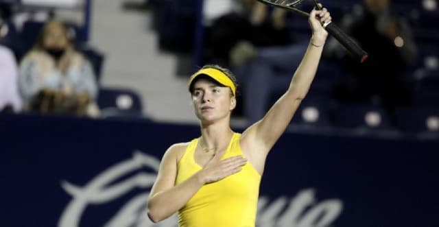 Elina Svitolian protestando contra Guerra da Ucrânia no WTA de Monterrey em 2022