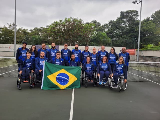 Equipe brasileira embarca para o mundial
