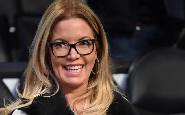 Jeanie-Buss-aspect-ratio-512-320