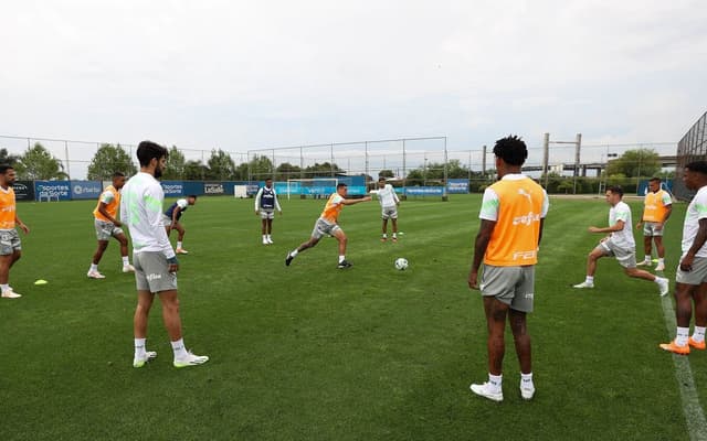 palmeiras_treino_ct_gremio-aspect-ratio-512-320