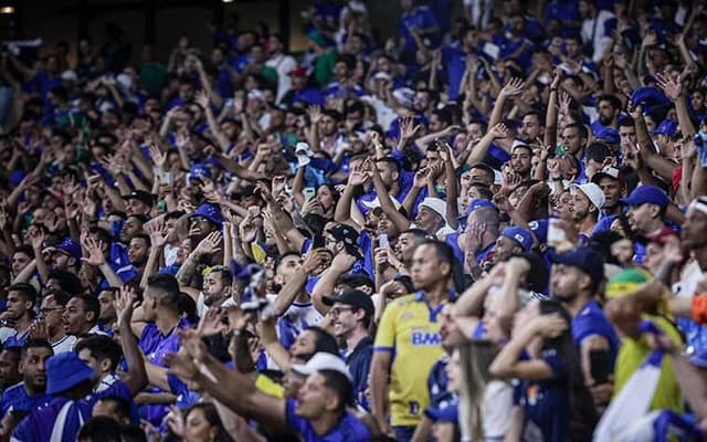 torcida-cruzeiro-aspect-ratio-512-320