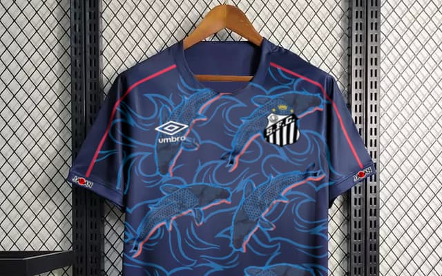 Camisa-Santos-edited-1-aspect-ratio-512-320