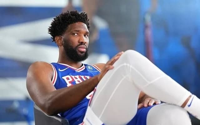 Joel-Embiid-1-aspect-ratio-512-320