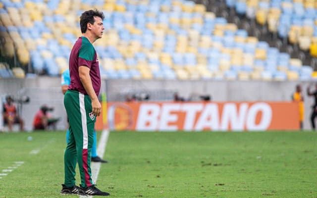 fernando-diniz-fluminense-x-botafogo-aspect-ratio-512-320