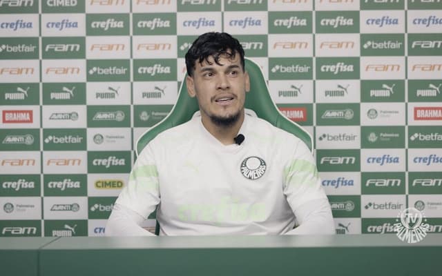 gomez_tv_palmeiras-aspect-ratio-512-320