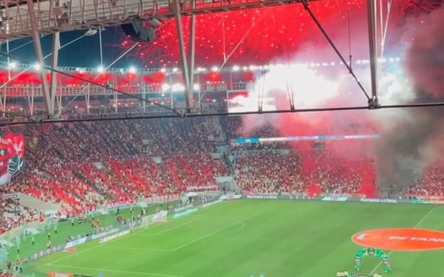 torcida-flamengo-gremio-copa-do-brasil-aspect-ratio-512-320